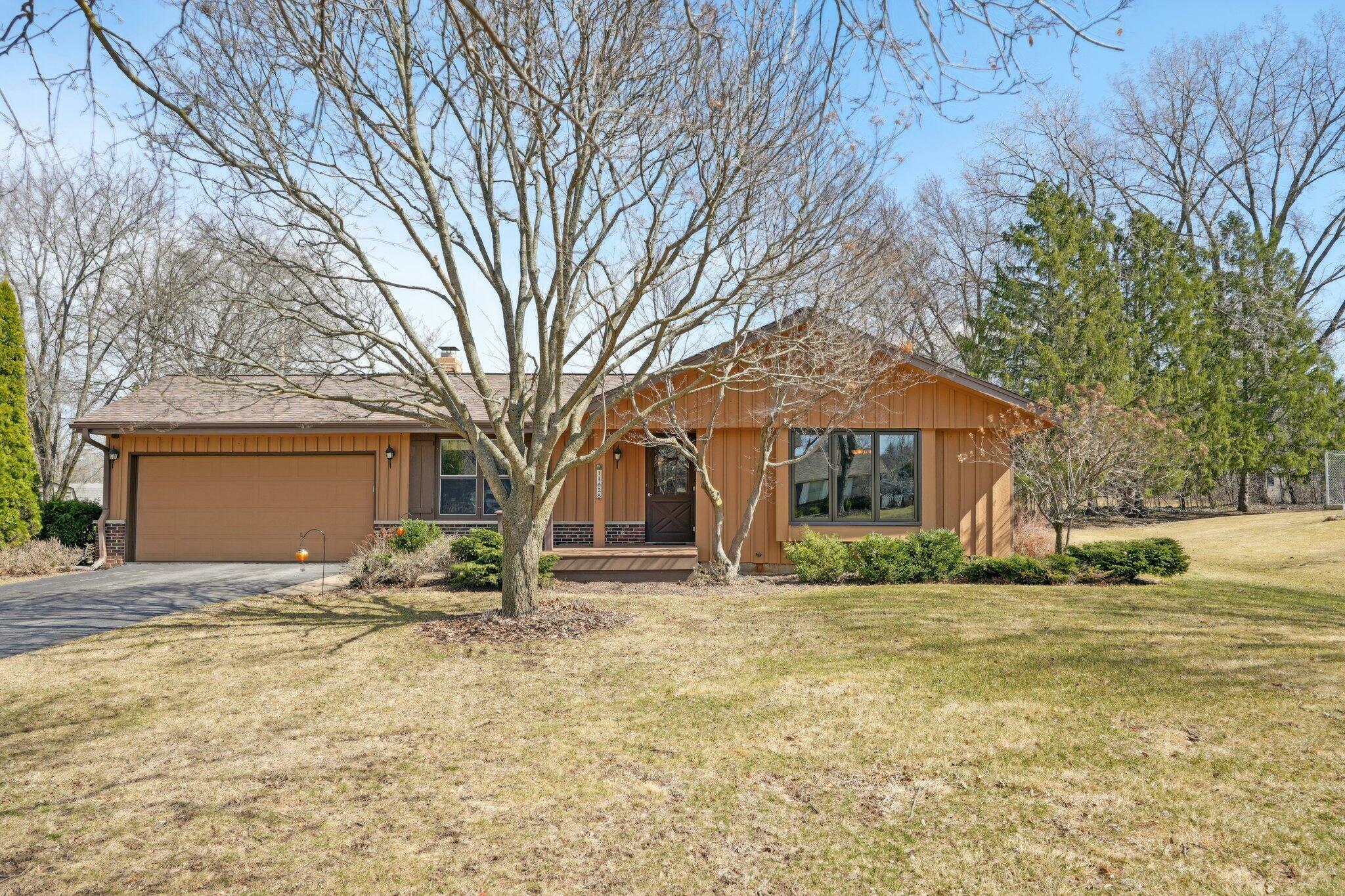 Property Photo: 11628 N Eugene Ave WI 53092