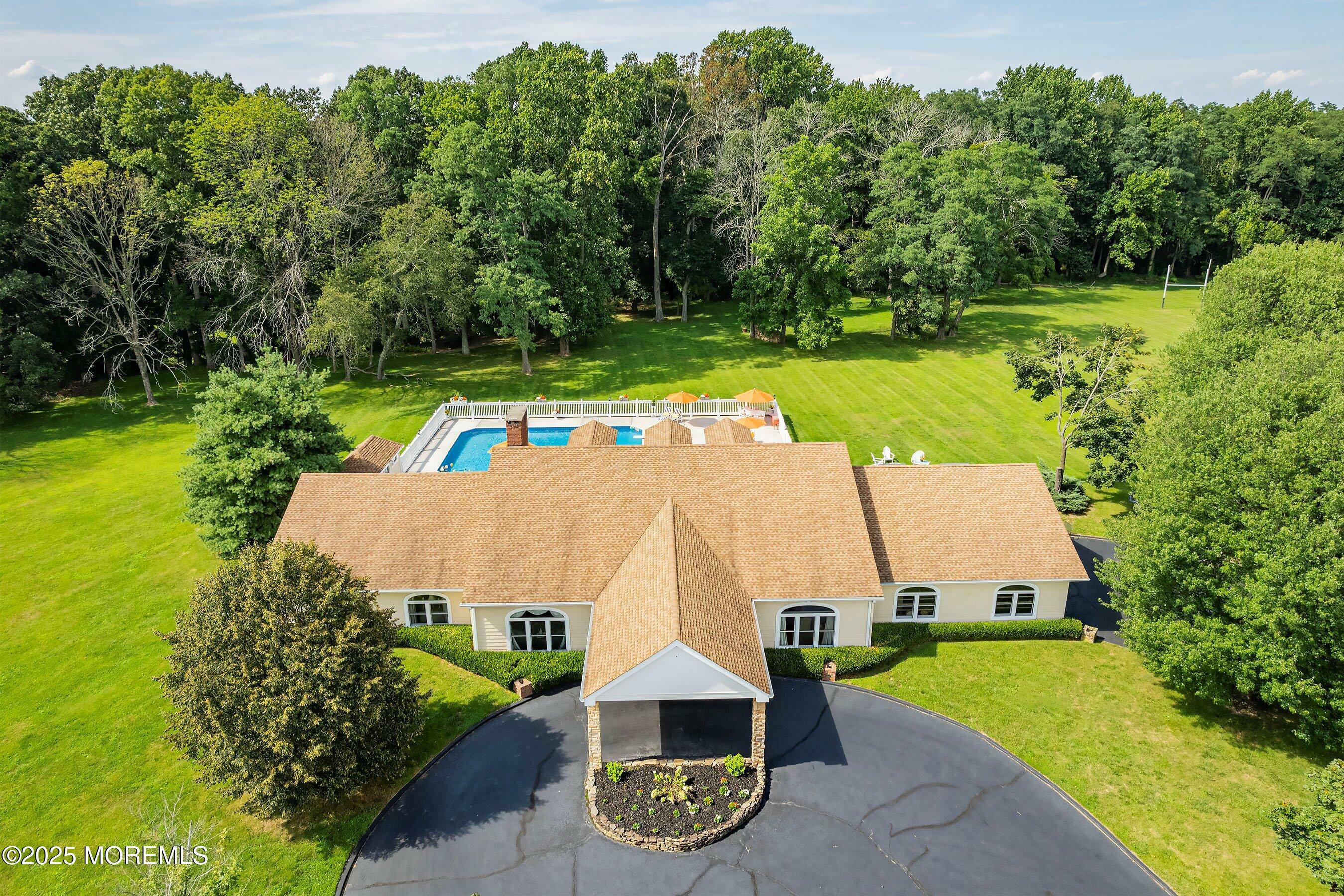 25 Water Street  Colts Neck NJ 07722 photo