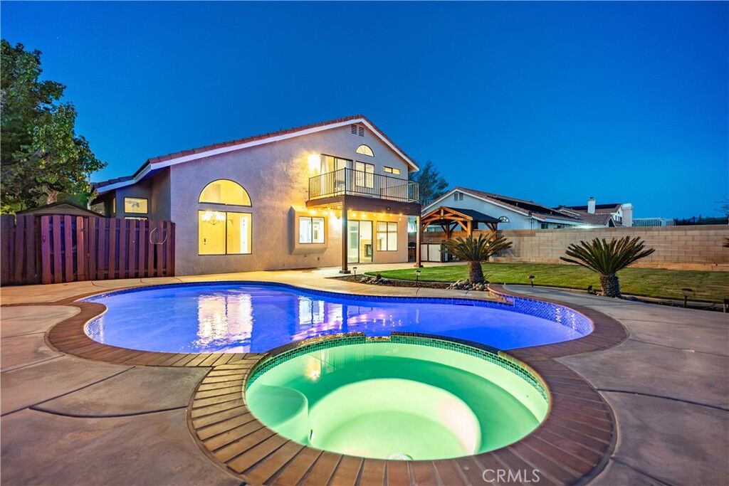 Property Photo: 4221 Vitrina Lane CA 93551