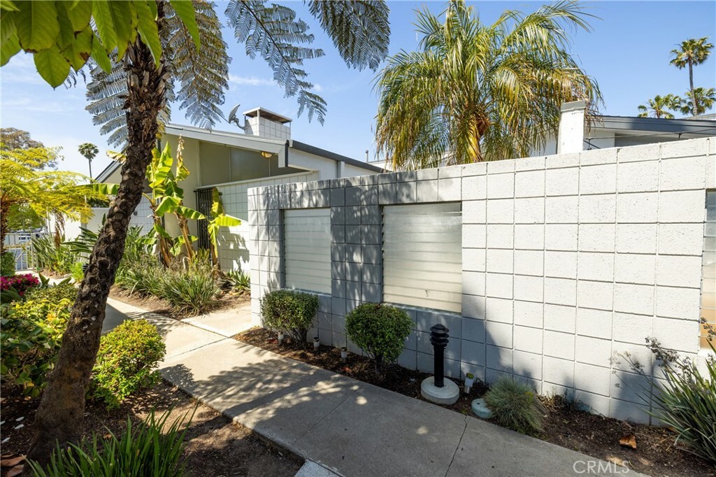 Property Photo: 403 Orion Way CA 92663