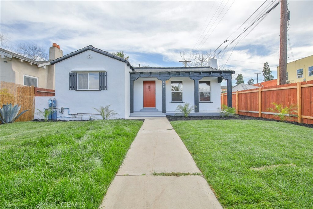 Property Photo: 842 W 104th Place CA 90044