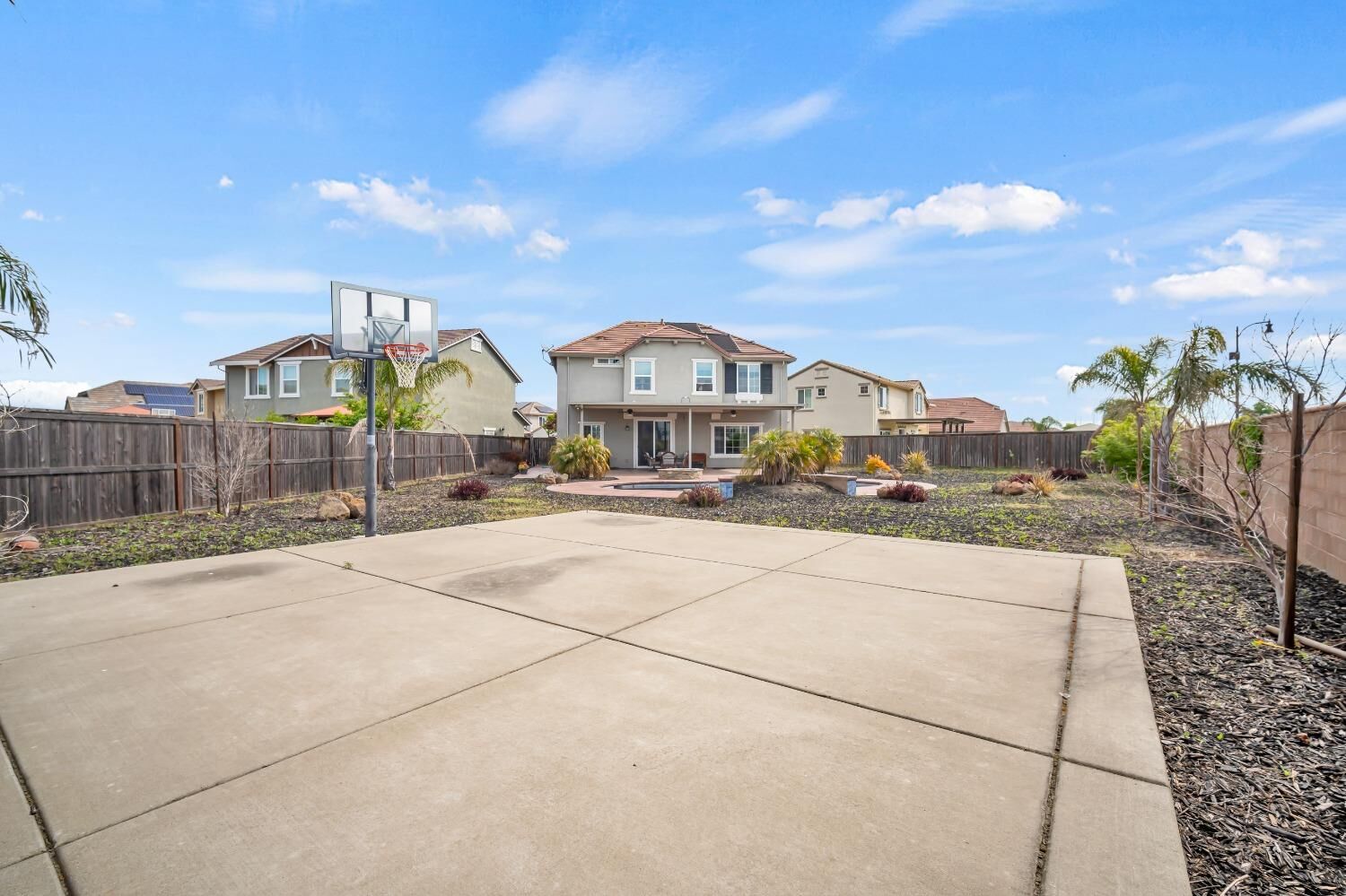 Property Photo:  7521 Chappelle Way  CA 95757 