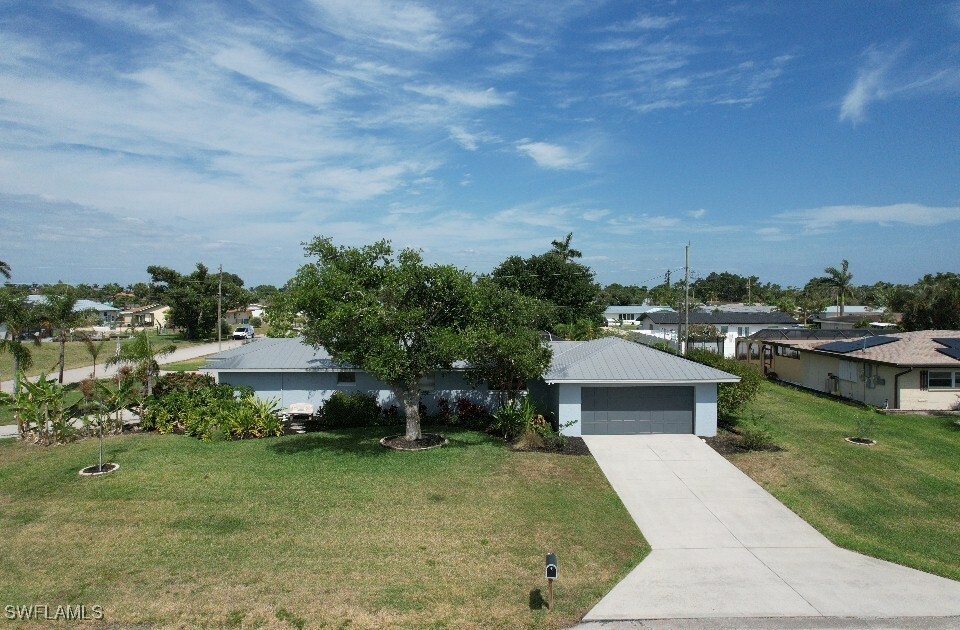 5205 York Court  Cape Coral FL 33904 photo