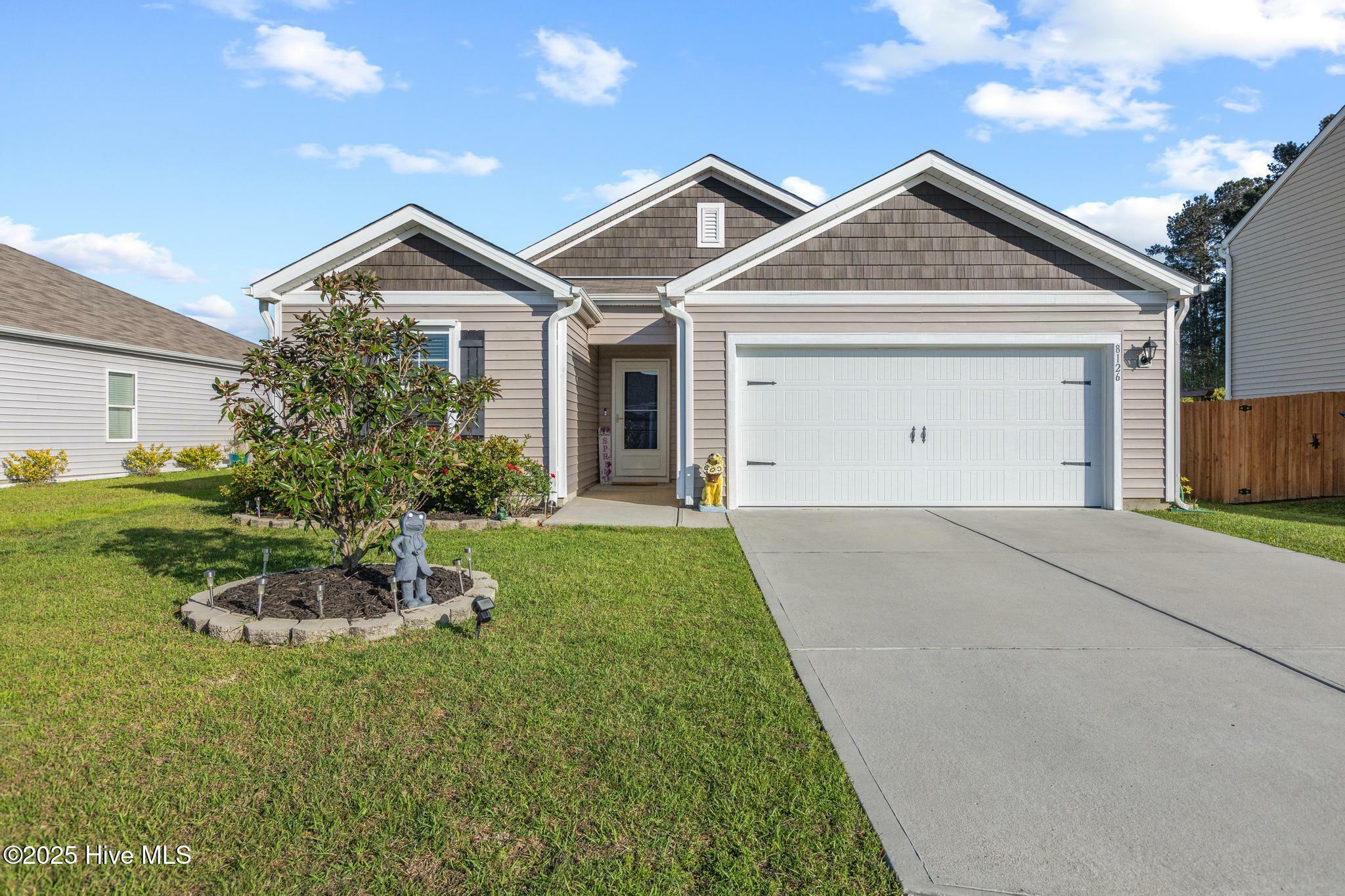 Property Photo: 8126 Thatcher Lane NE NC 28451