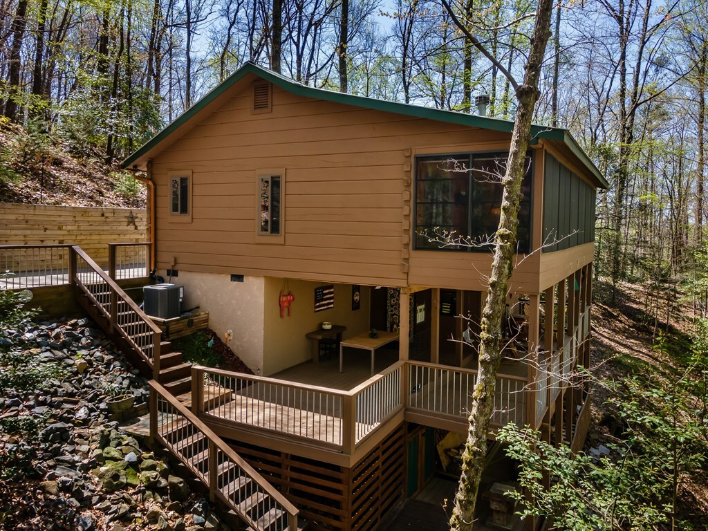 Property Photo: 266 Chimney Rock Road GA 30522