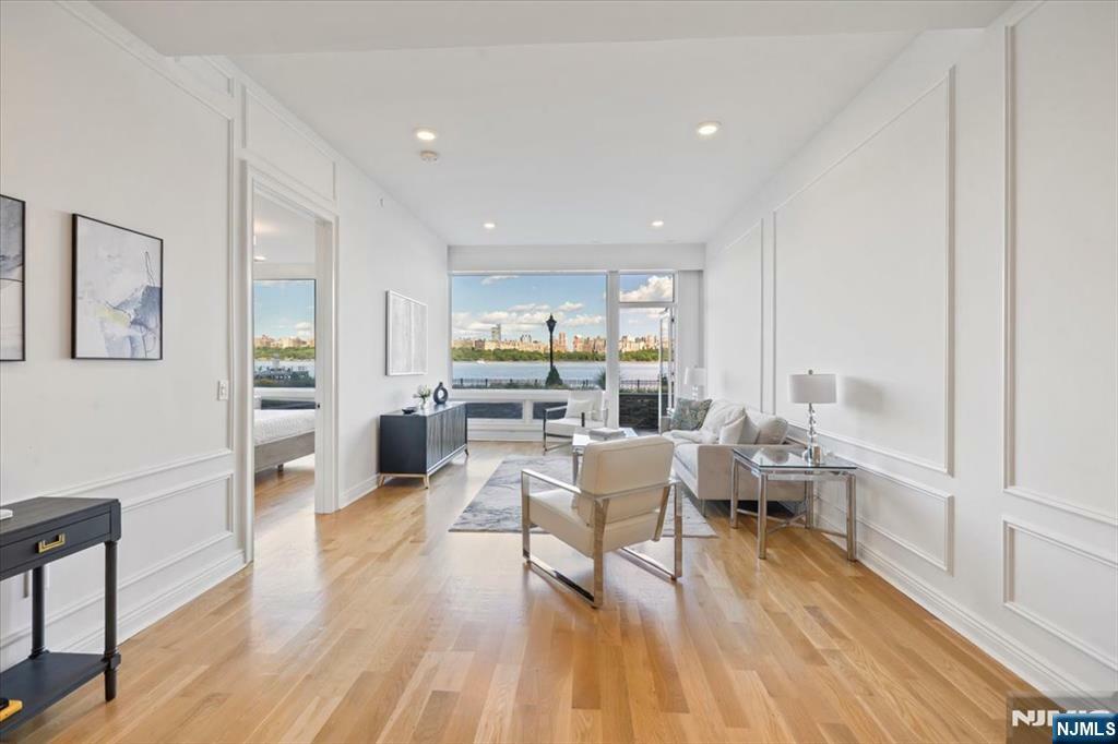 Property Photo:  9 Somerset Lane 118  NJ 07020 