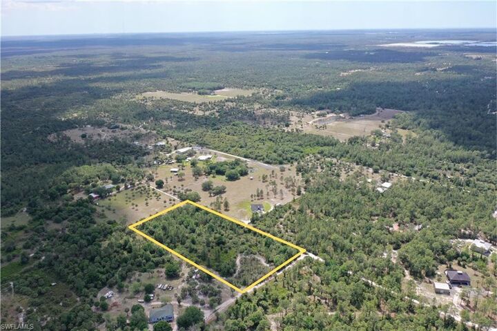 Property Photo: Xx Mathews St FL 34117