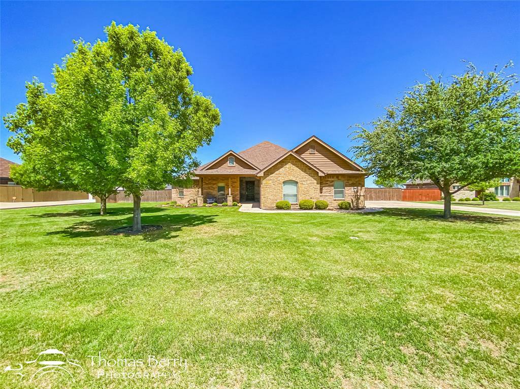 Property Photo:  110 Alex Way  TX 79602 