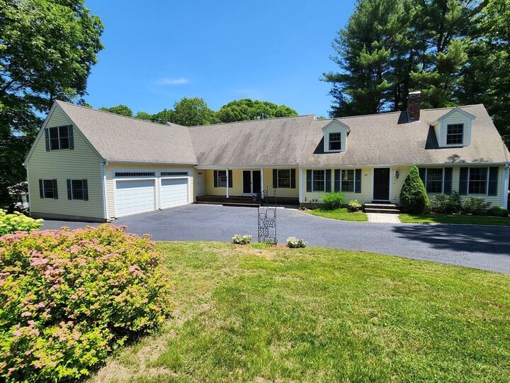 Property Photo: 495 Grafton St MA 01545