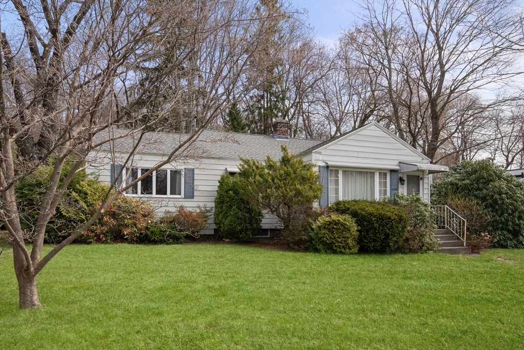 Property Photo: 165 S Flagg St MA 01602