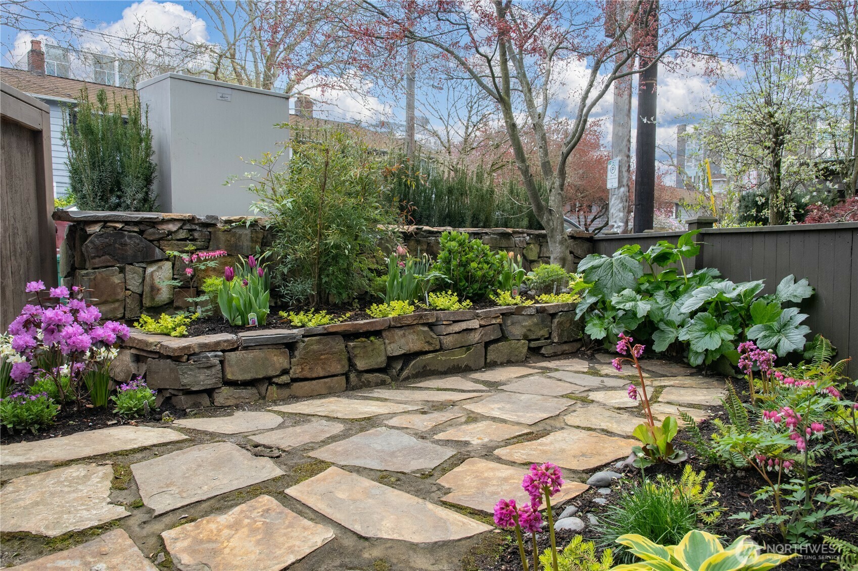 Property Photo:  1621  15th Avenue C  WA 98122 