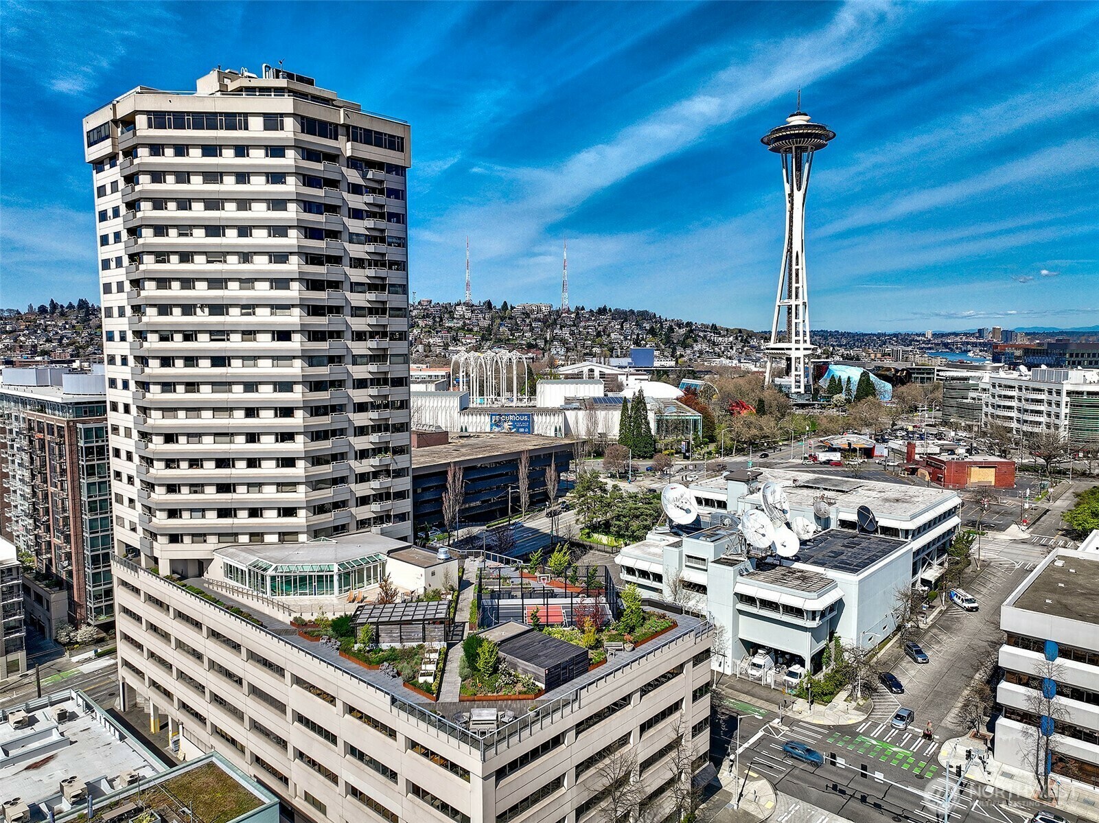 Property Photo: 2821 2nd Avenue 1005 WA 98121