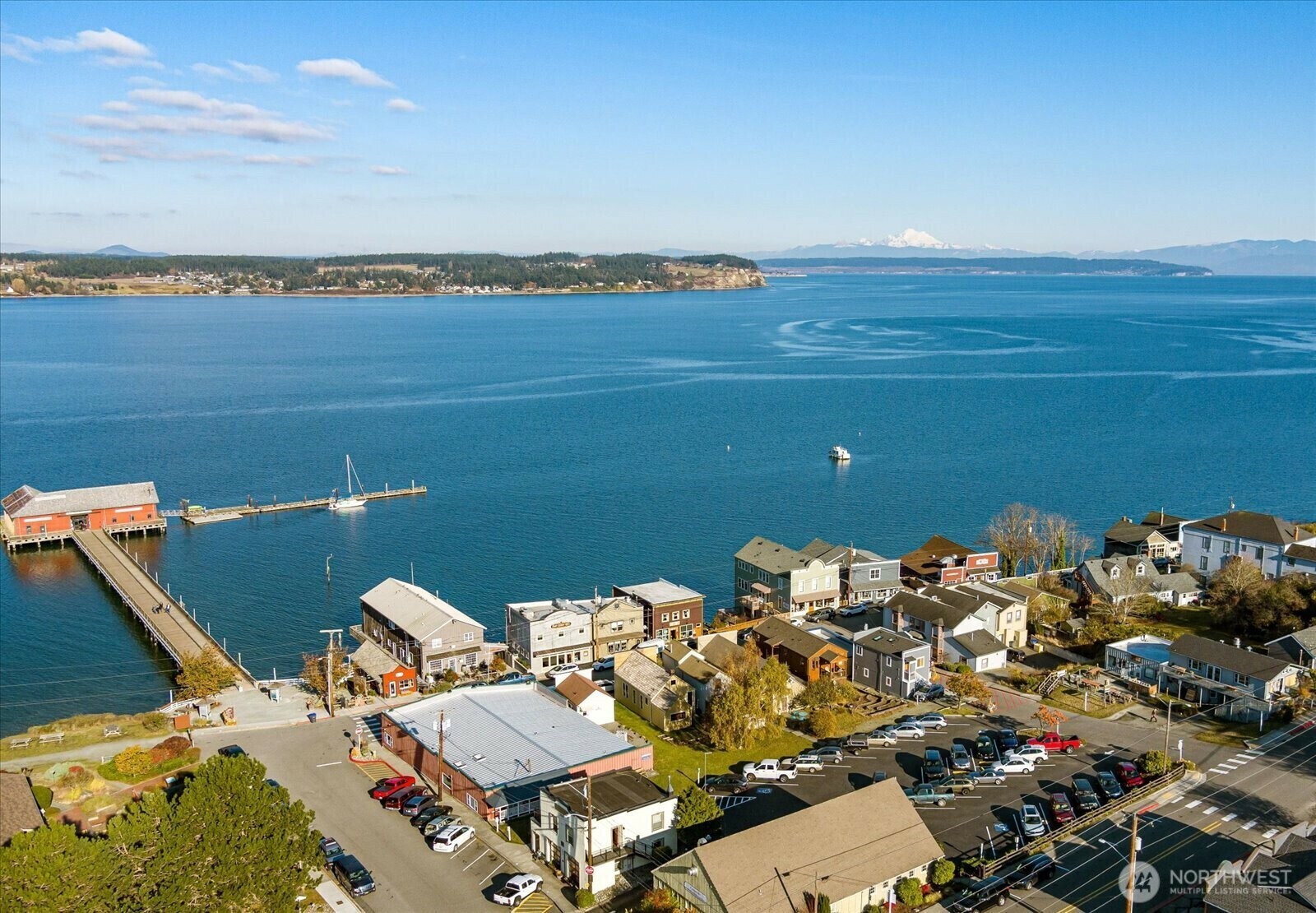 Property Photo: 201 NE 9th Street WA 98239