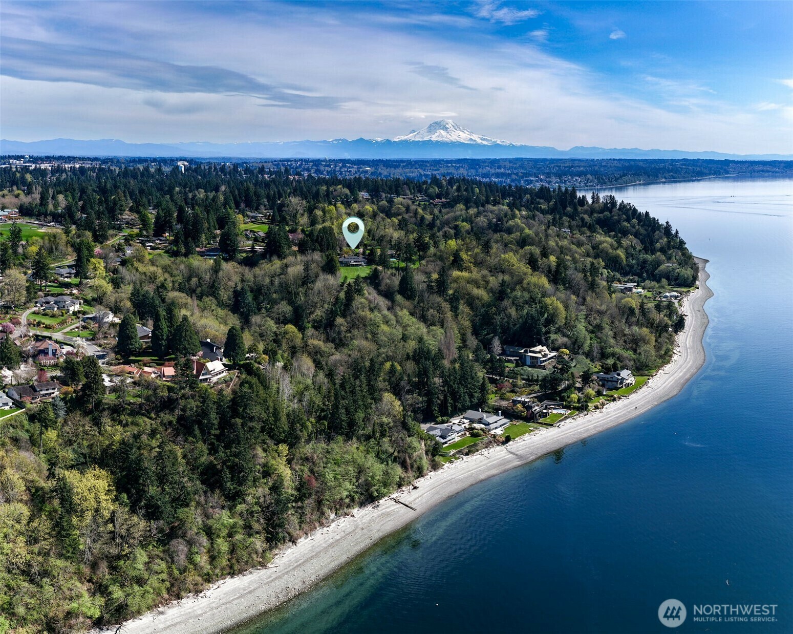 Property Photo: 727 SW 199th Place WA 98166