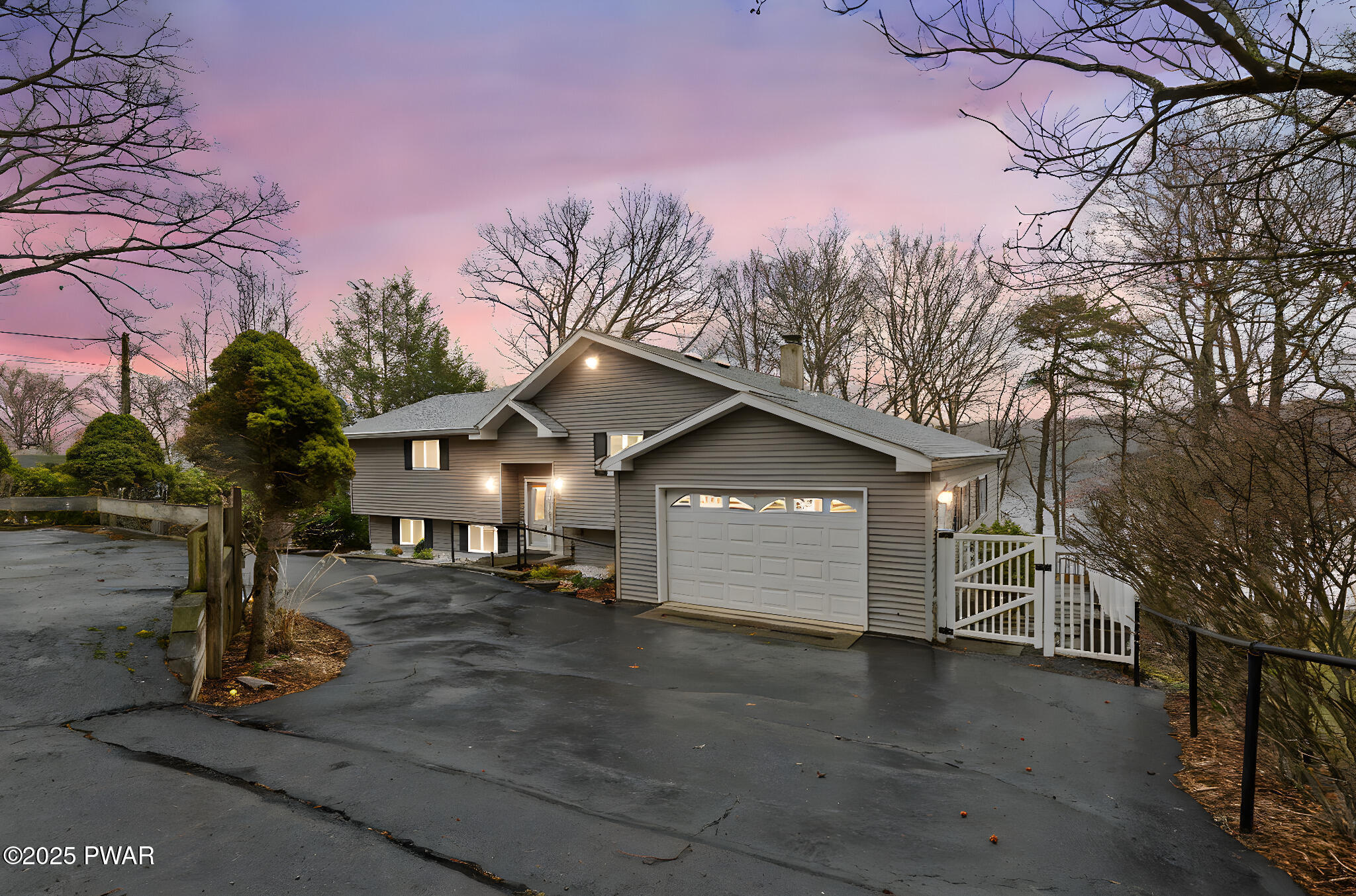 Property Photo:  4 Shore Line Drive  PA 18438 