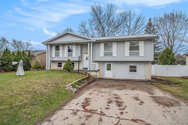 Property Photo: 14112 North Road MI 48430