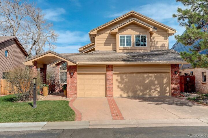 8101 E Dartmouth Avenue 22  Denver CO 80231 photo