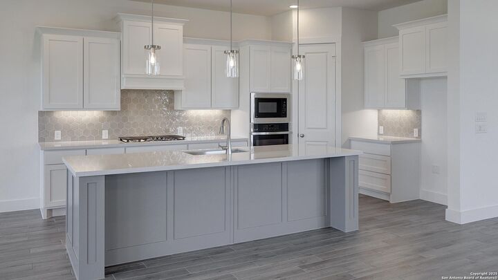 Property Photo: 252 Haby Hill TX 78253