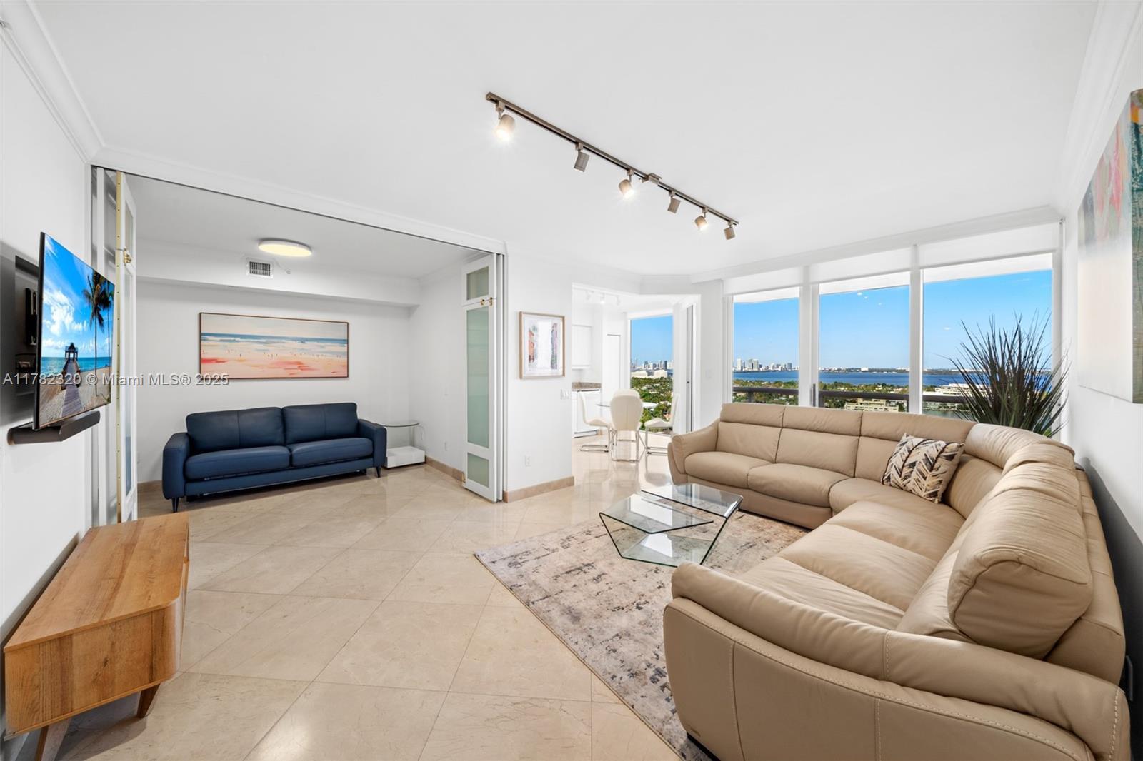 Property Photo: 4775 Collins Ave 2506 FL 33140