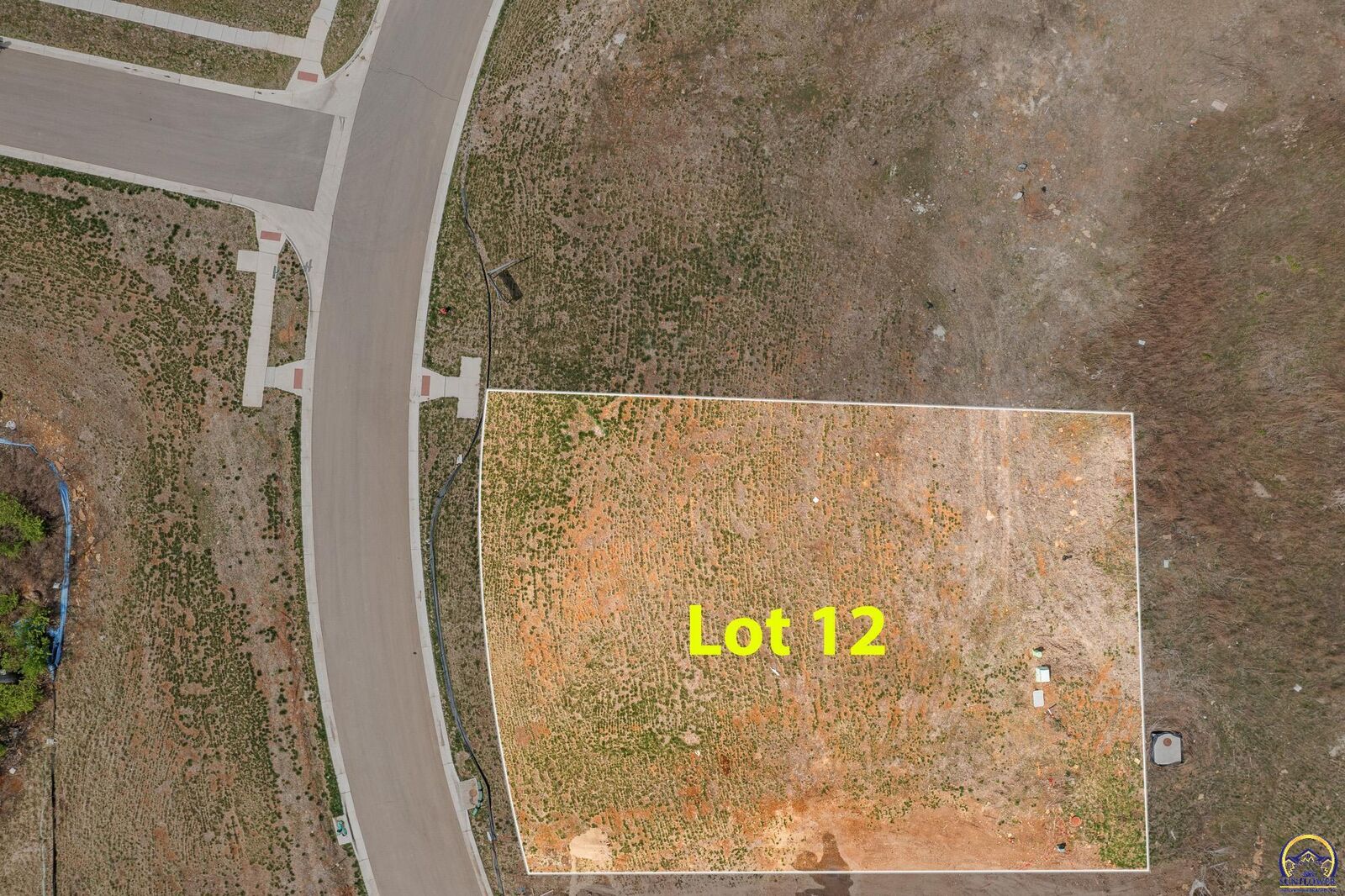 Property Photo: 3324 SE Howard Dr Lot 12, Block E KS 66605