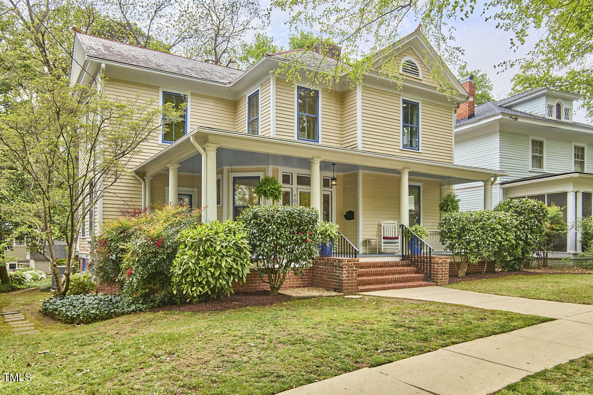 Property Photo: 1005 W Lenoir Street NC 27603