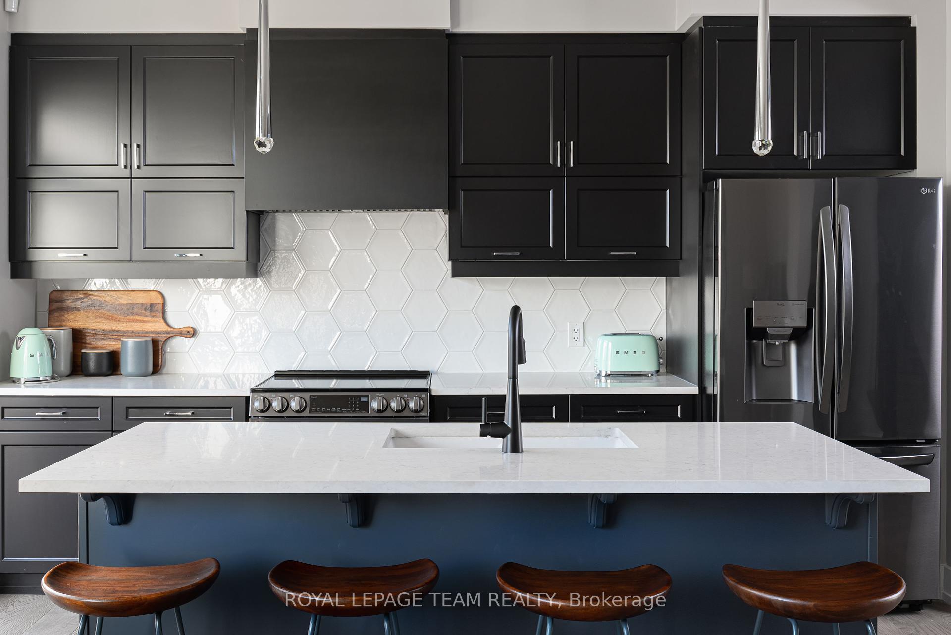 Property Photo:  481 Patrick Street  ON K0G 1J0 