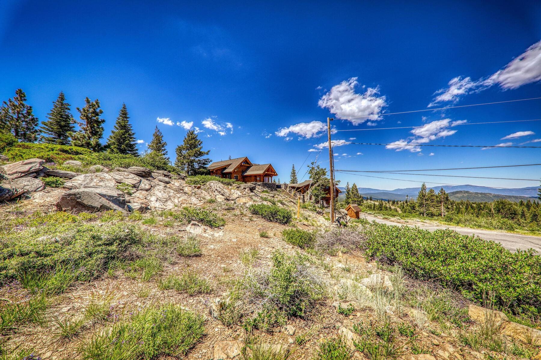 Property Photo: 15573 Glacier Way CA 96161