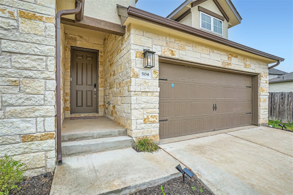 Property Photo: 504 Pinnacle View Drive TX 78628