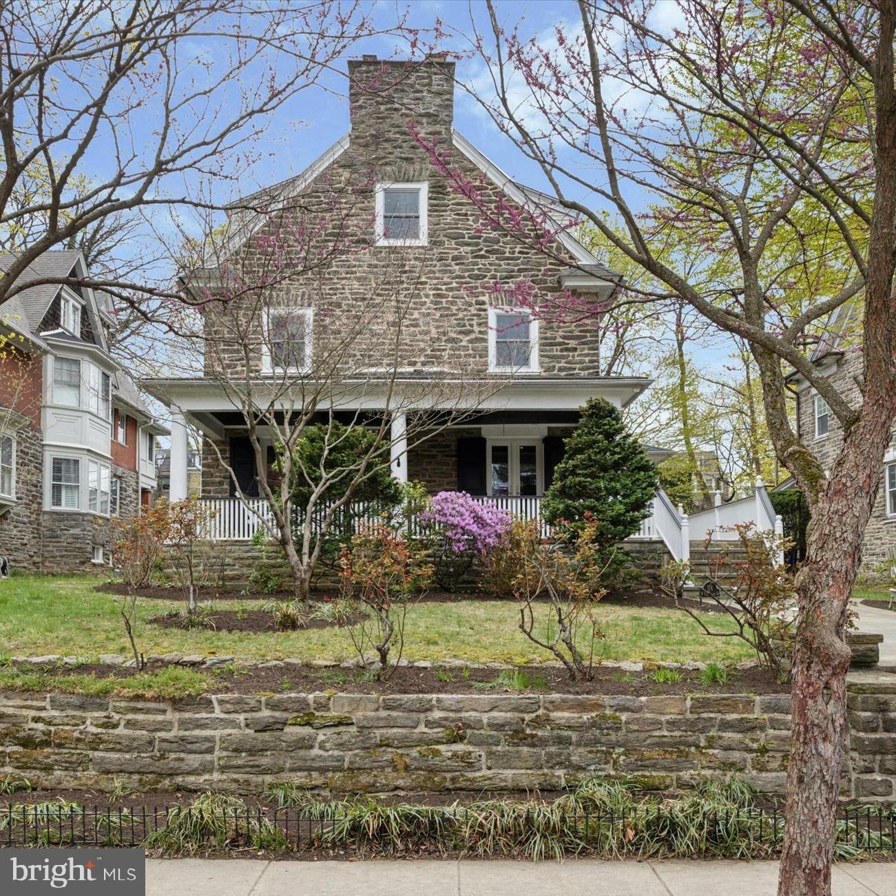 Property Photo: 124 W Phil Ellena Street PA 19119