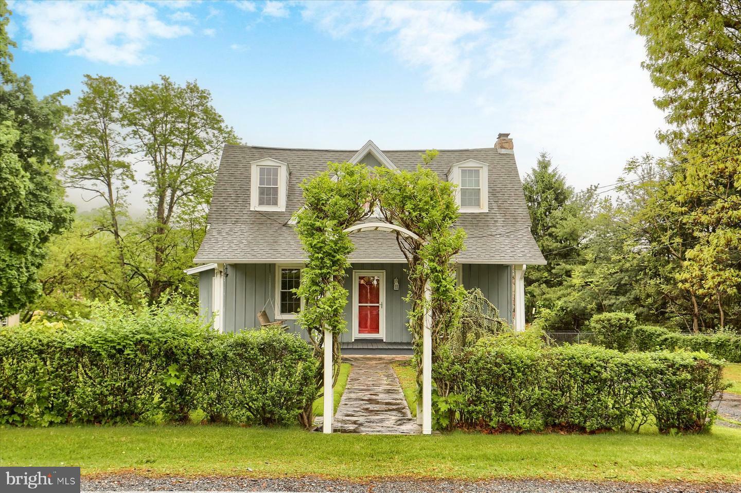 Property Photo: 500 1st Street PA 17025