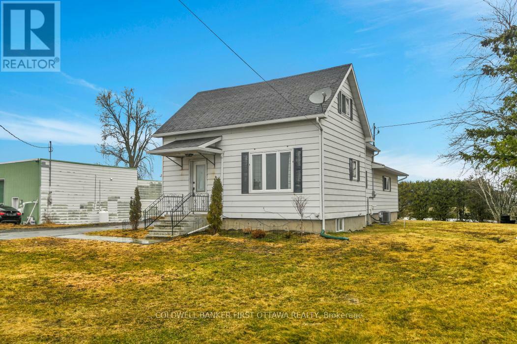 Property Photo: 4469 County Rd. 9 Road ON K0C 2B0