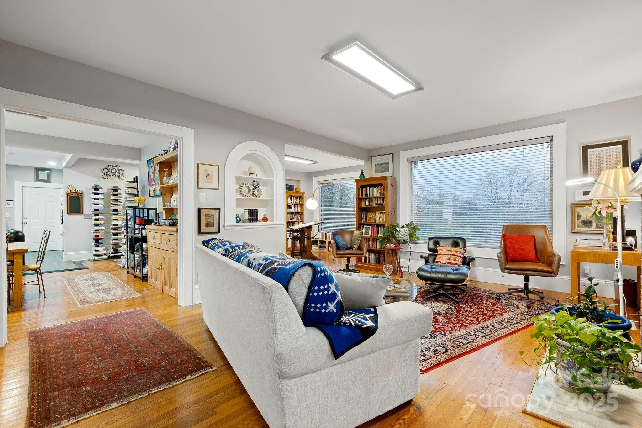Property Photo: 115 12th Street SW NC 28602