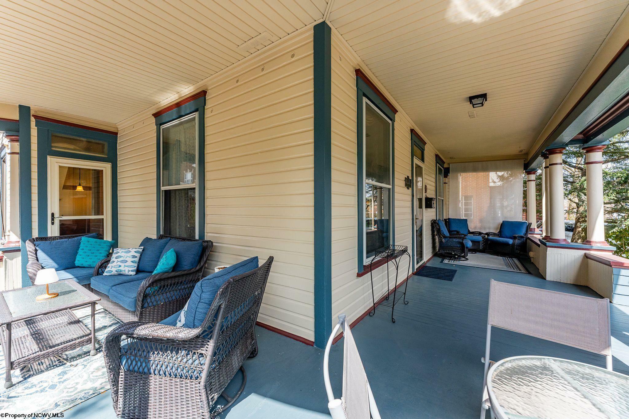 Property Photo:  228 Grand Street  WV 26501 