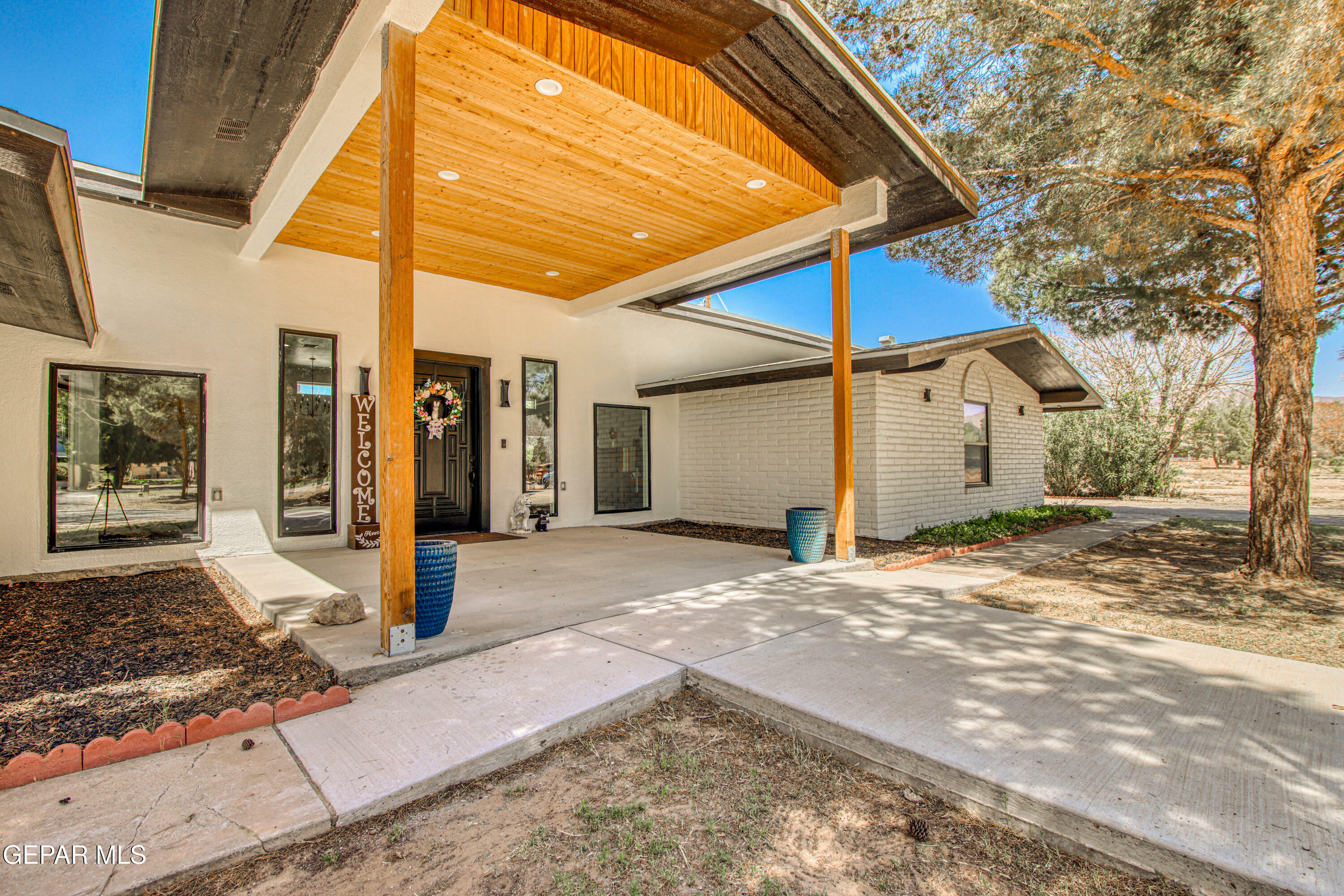 Property Photo: 411 Lombardy Avenue TX 79922