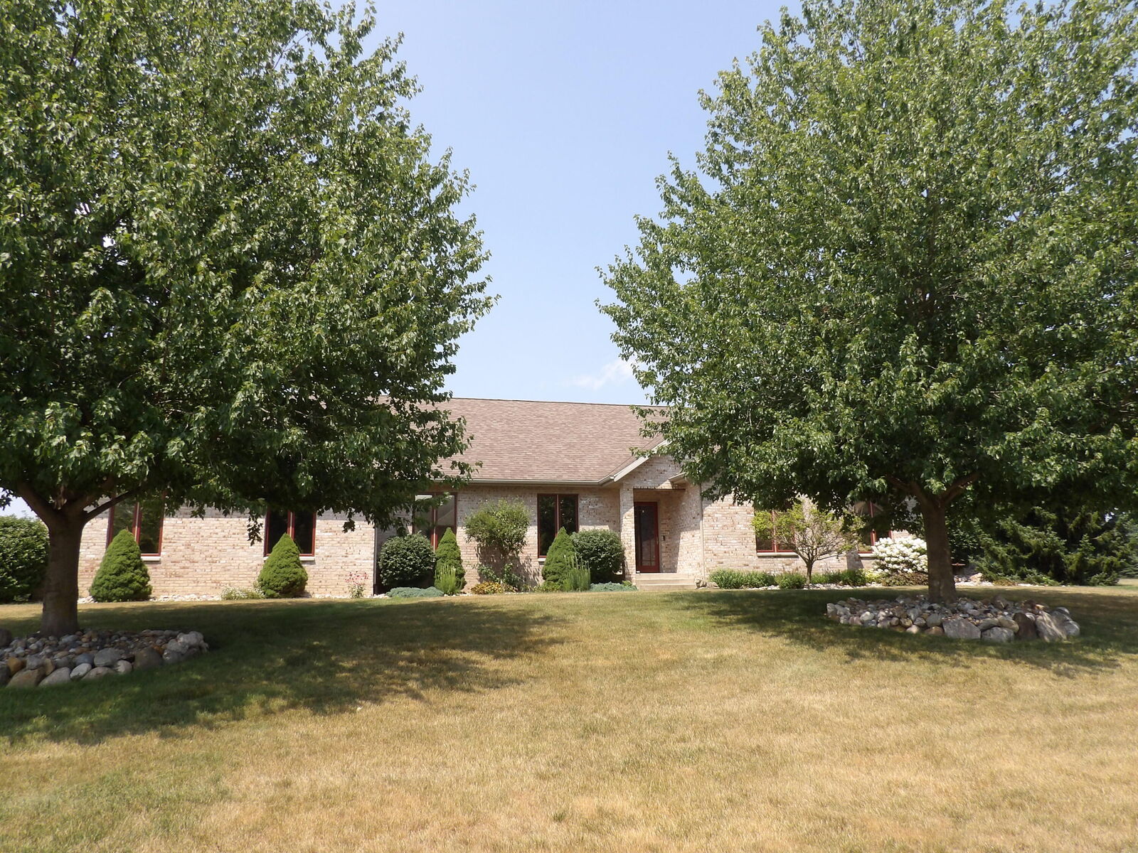 Property Photo:  2776 W Hogan Avenue  IN 46350 