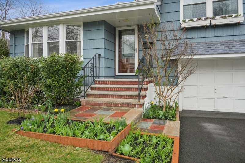 Property Photo: 21 Hillside Ave NJ 07028
