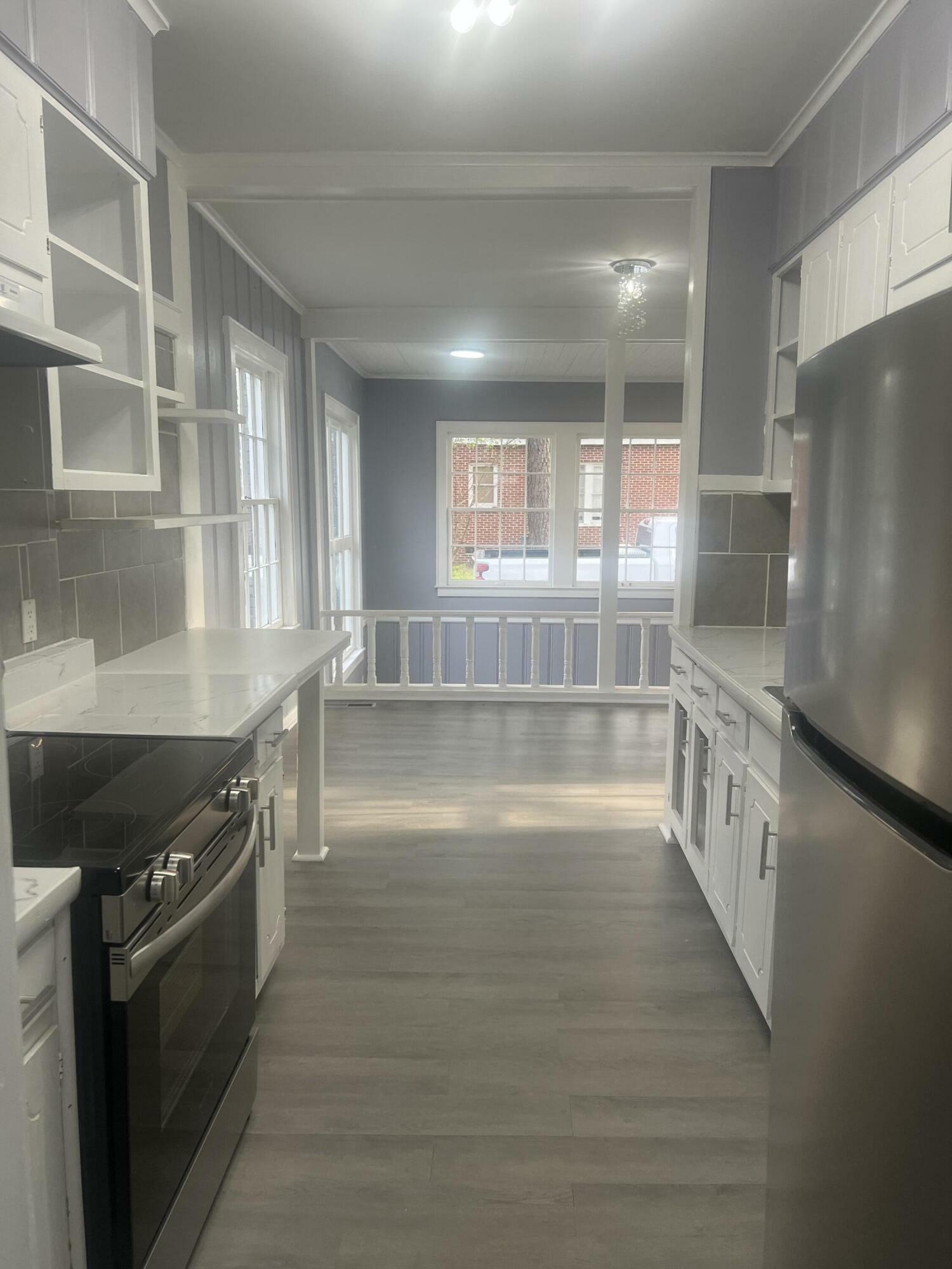 Property Photo: 405 S Eshman Ave MS 39773