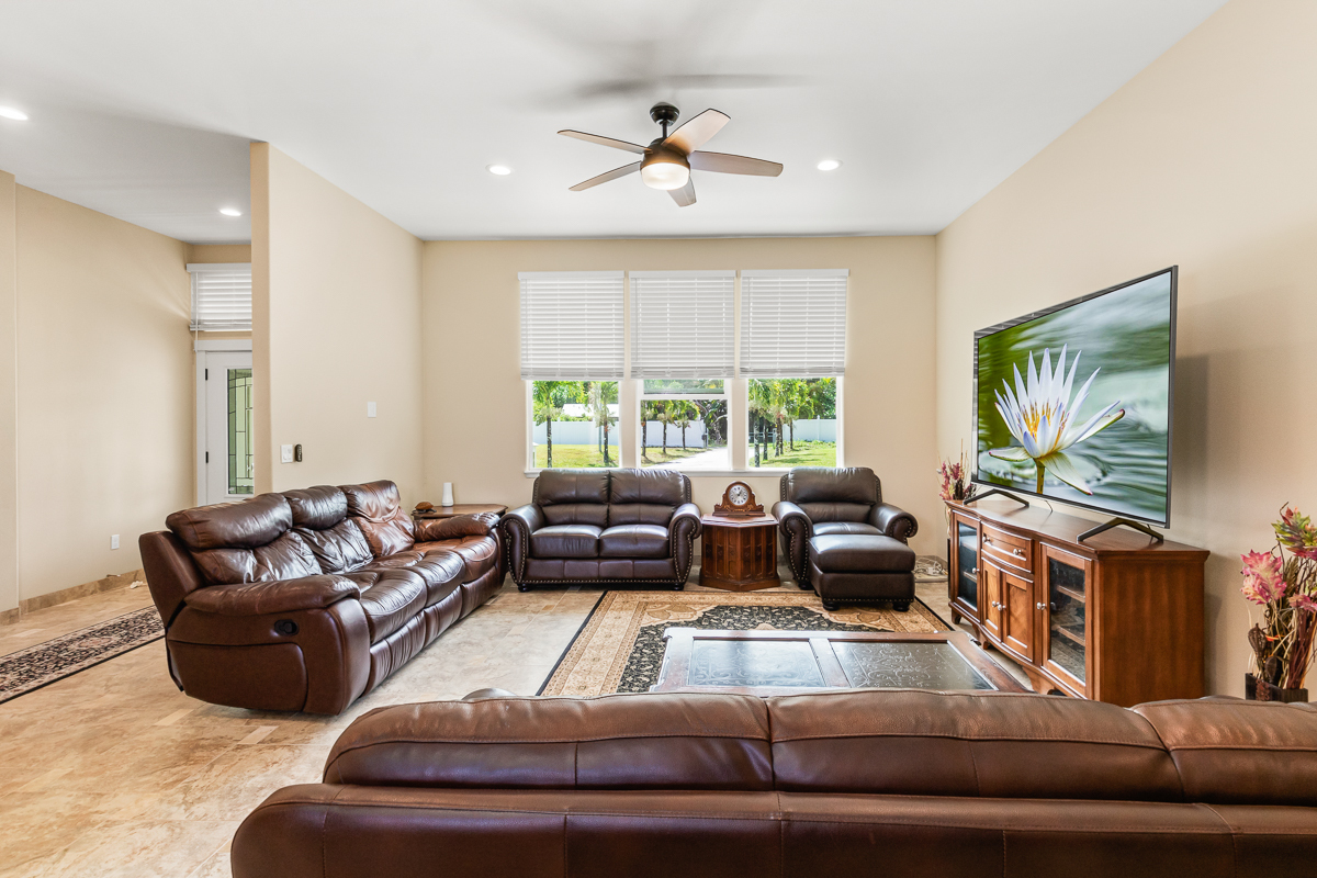Property Photo:  15-1427 13th Ave  HI 96749 