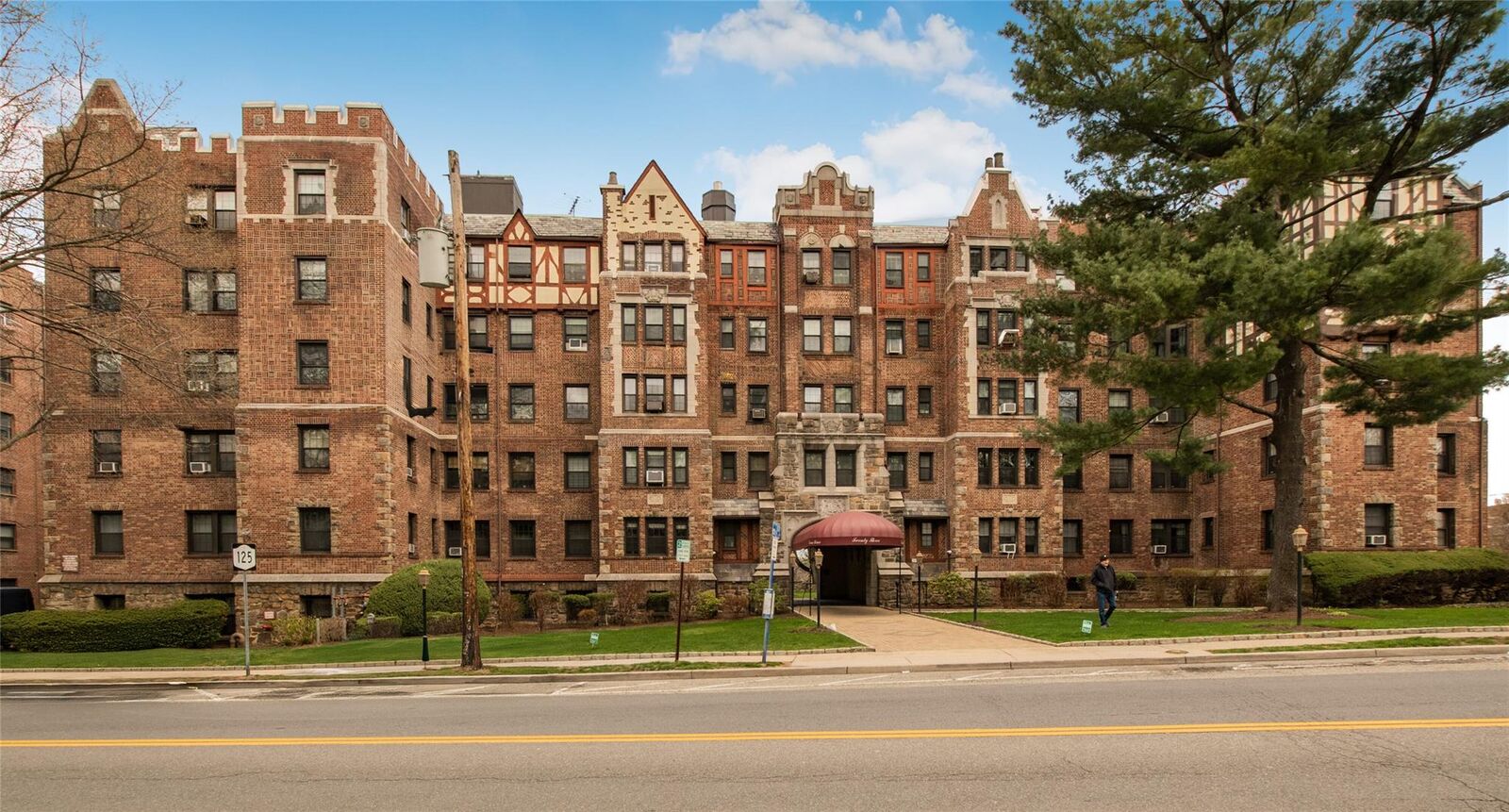 Property Photo: 23 Old Mamaroneck Road 5A NY 10605