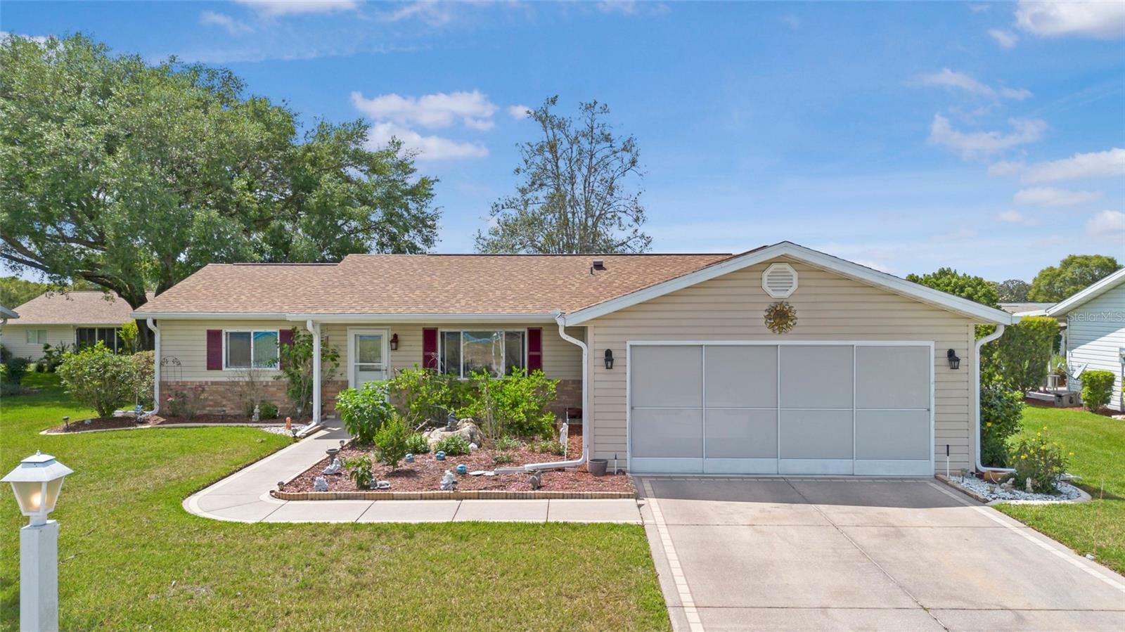 Property Photo: 17806 SE 97th Court FL 34491