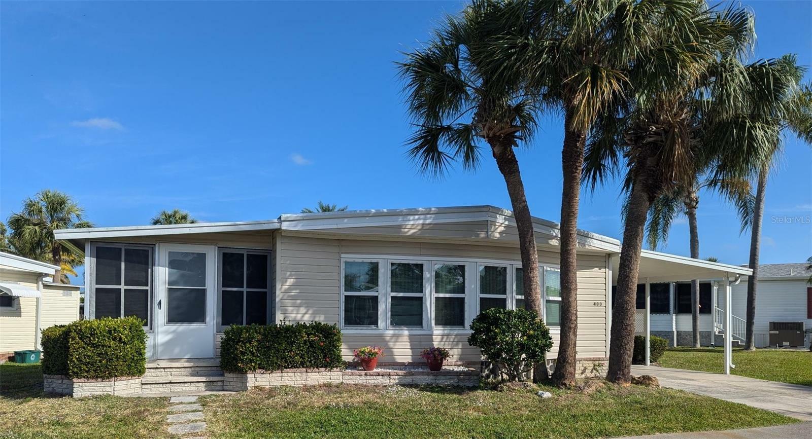 Property Photo: 2100 Kings Highway 400 FL 33980