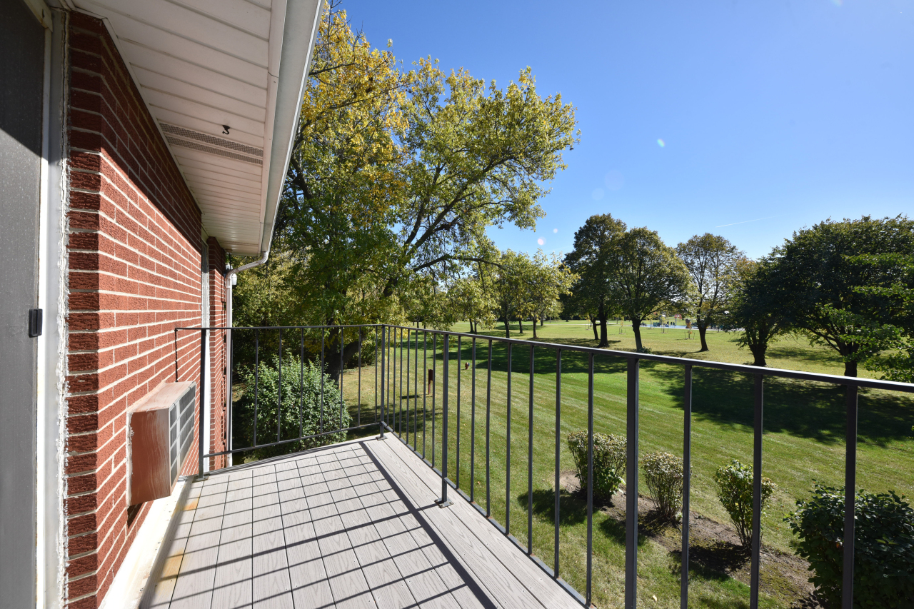Property Photo: 6175 W Howard Ave 7 WI 53220