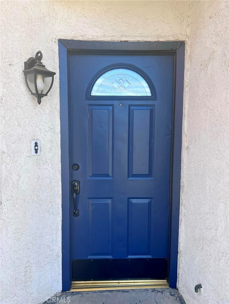 Property Photo: 8109 Birch Street CA 93311