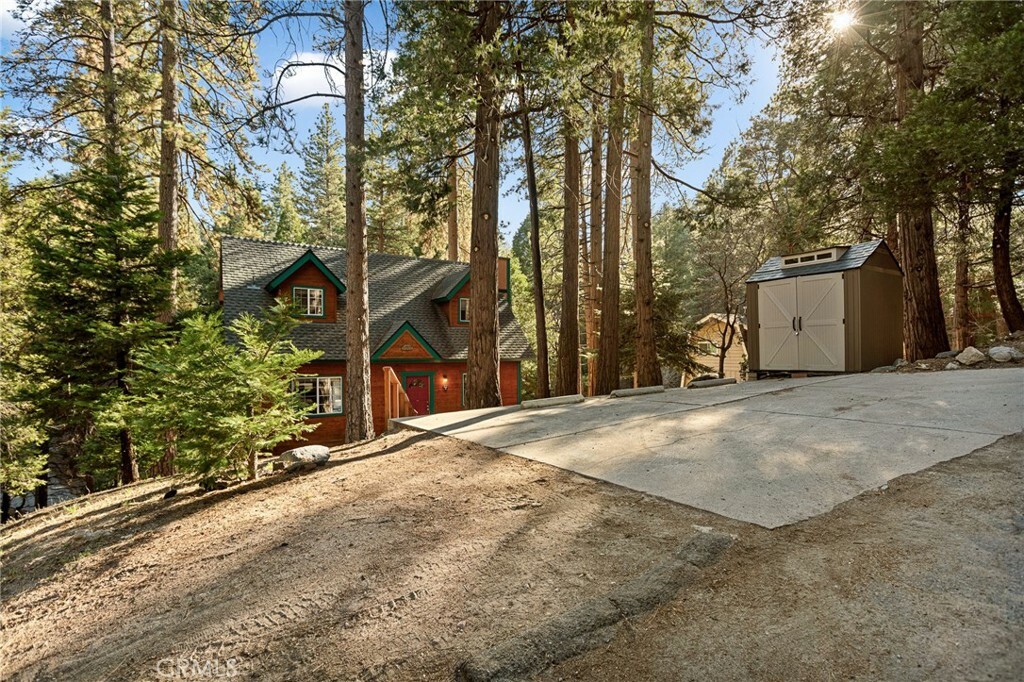 Property Photo:  432 Clubhouse Drive  CA 92352 