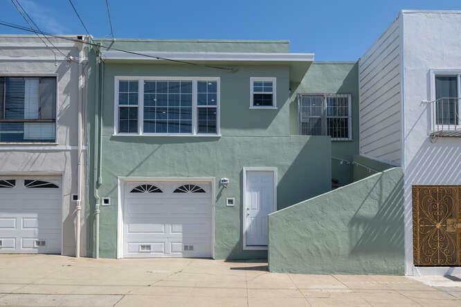 Property Photo: 1870 Egbert Avenue CA 94124