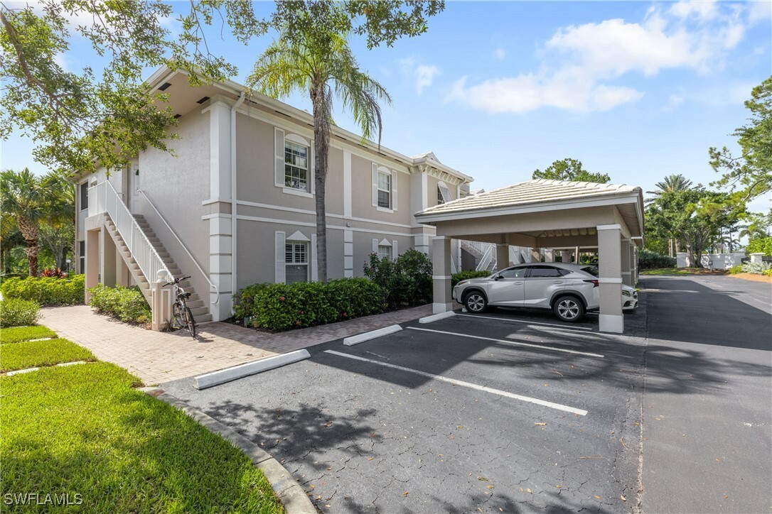 Property Photo: 1380 Sweetwater Cove 103 FL 34110