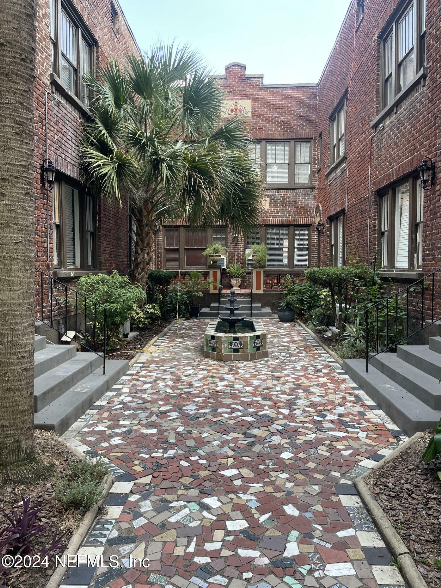 Property Photo: 2748-17 Riverside Avenue 17 FL 32205