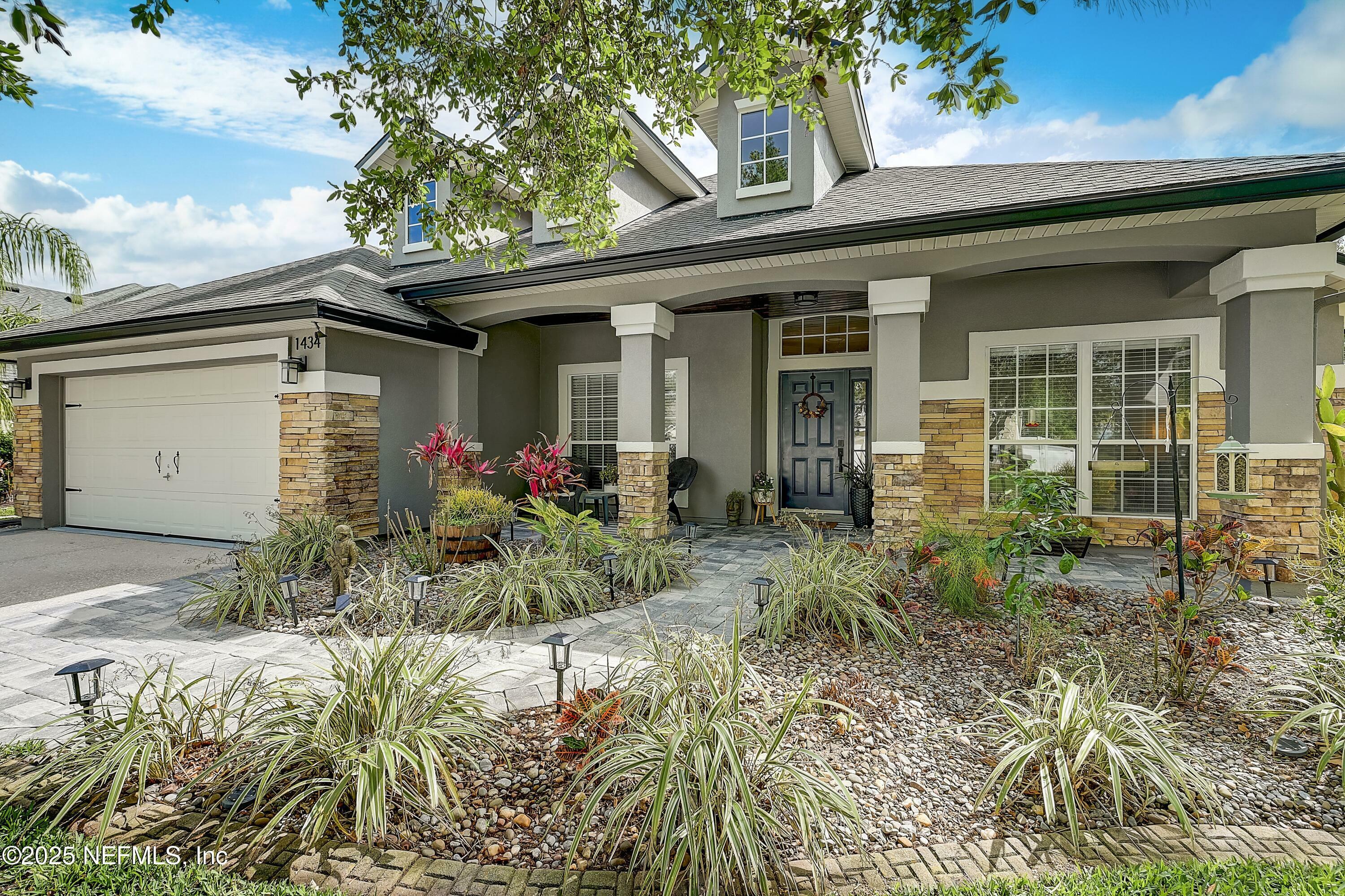 Property Photo: 1434 Riva Del Garda Way FL 32092