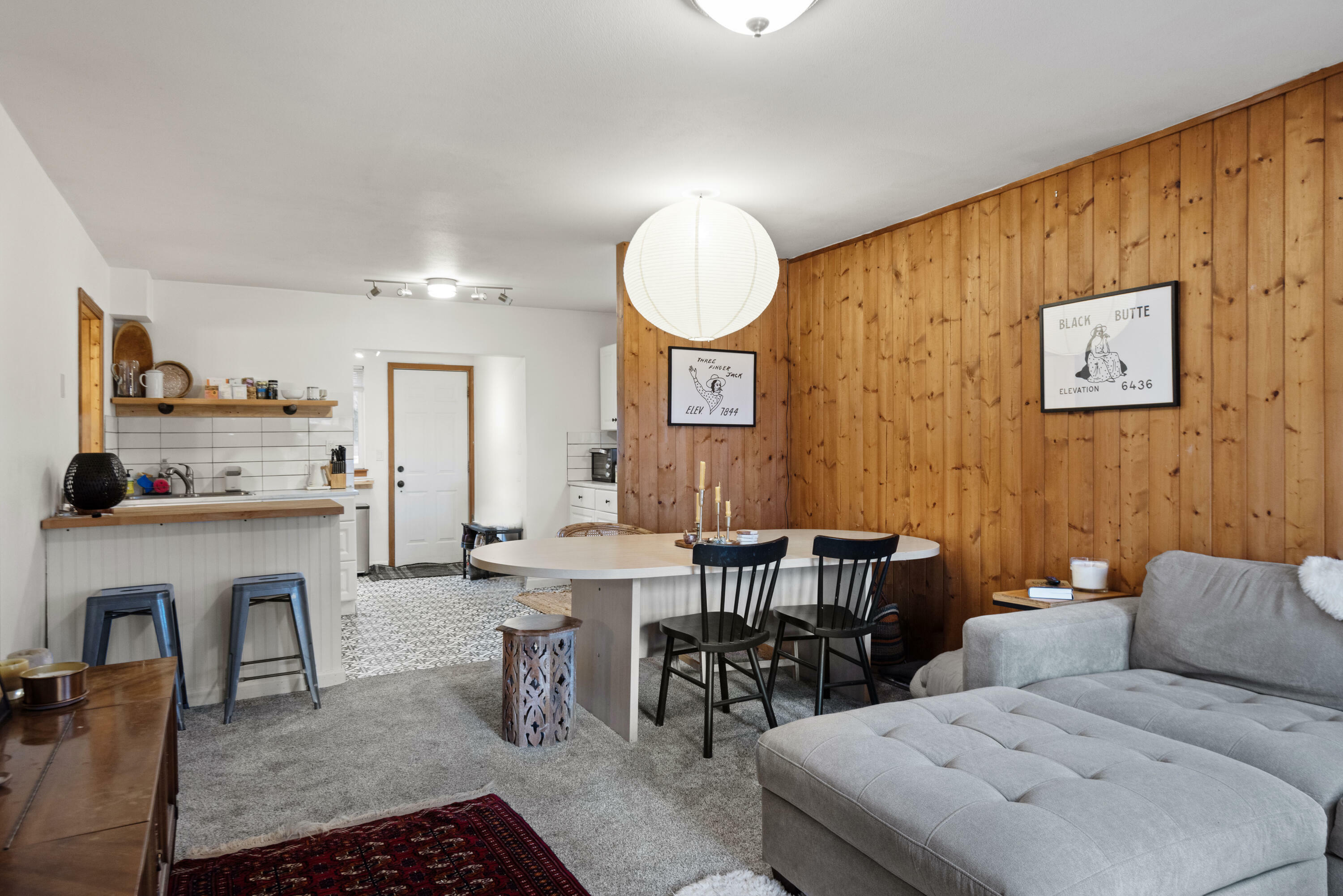 Property Photo: 187 W Jefferson Avenue OR 97759