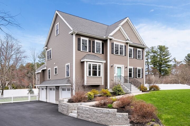 Property Photo:  19 Boutwell St  MA 01887 